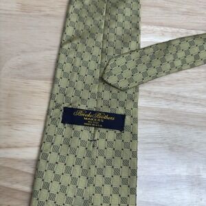 Brooks Brothers Necktie 100% Silk Check Striped Gold Red Made In USA Vintage